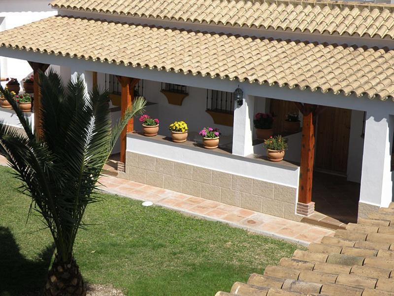 Hostal Las Acacias Los Canos De Meca Buitenkant foto